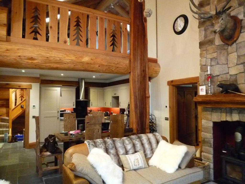 Caledonian Cabin Invergarry Exterior photo